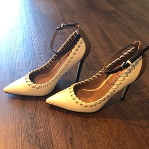 Aldo Rise gorgeous white heels!